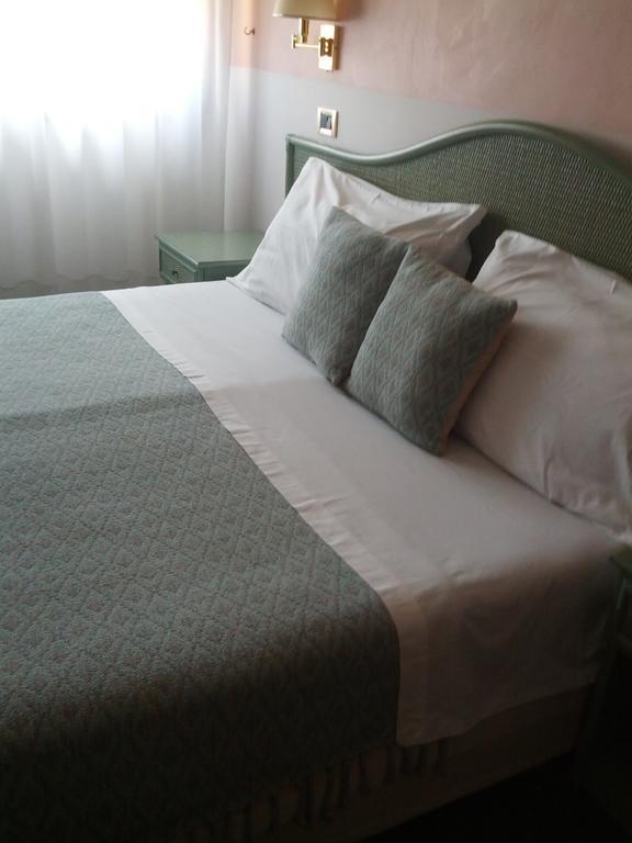Hotel Villa Tiziana Λίντο της Βενετίας Εξωτερικό φωτογραφία