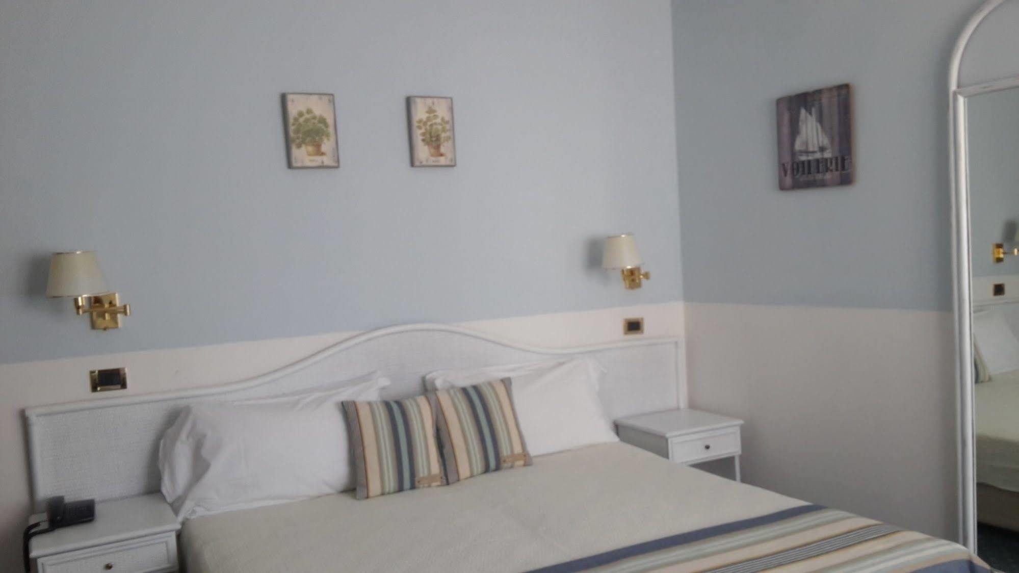 Hotel Villa Tiziana Λίντο της Βενετίας Εξωτερικό φωτογραφία